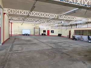 Local d'activités à vendre