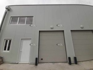 Local d'activité 171 m²