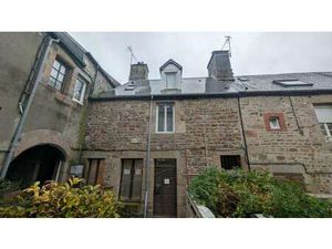 Vente Immeuble à Villedieu-les-Poeles (50800) : à vendre / 54m² Villedieu-les-Poeles