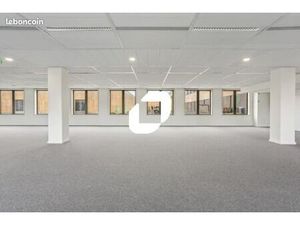 Bureaux 311 m²