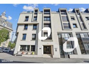 Bureaux 446 m²
