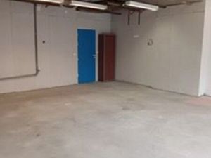 Loue local garage de stockage