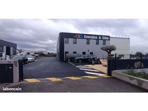 Local d'activité 85m2