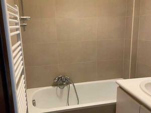 PAS DE CHARGE Petit immeuble QUARTIER CALME