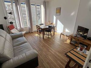 Location Appartement 3 pièces Meublé à Lisieux (14100) : à louer 3 pièces Meublé / 56m² Li