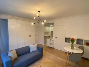 Studio meublé entièrement rénové