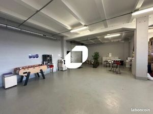 Local d'activité 412 m²