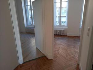 Location appartement 3 pièces 64 m² à Limoges (87000)