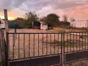 Location de terrain pour stockage