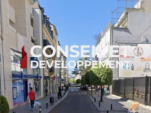 Boutique 93 m² ENGHIEN LES BAINS