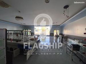 Boutique 353 m² L ISLE ADAM