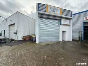 Local 355 m² DOMONT