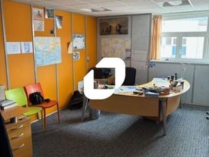 Local d'activité 170 m²