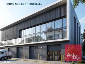 Local bureaux 3 000 m²