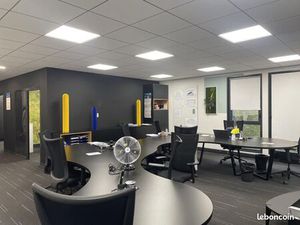 Bureaux 107 m²