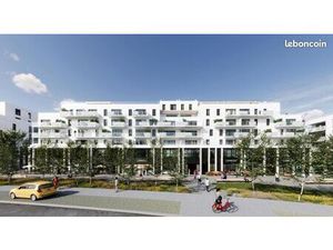 Local commercial 1 633 m²