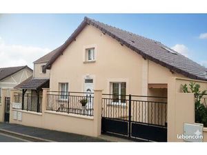 Maison rénovée 8 pièces – 150 m² – Goussainville (95190)