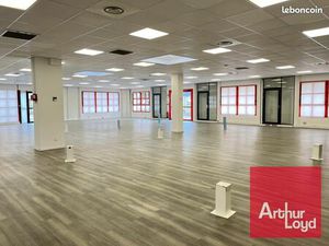 Bureaux 720 m²