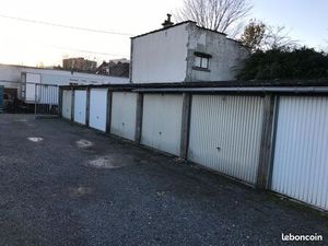 Lot 47 garages/boxes terrain 1300 m²