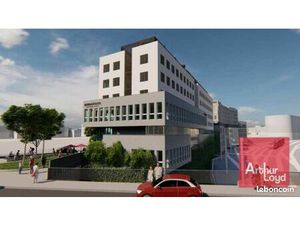 Local commercial 359 m²