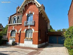 Maison bourgeoise 7 pièces 160m²