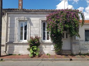 Maison à vendre à Rochefort - 4 pièces  3 chambres