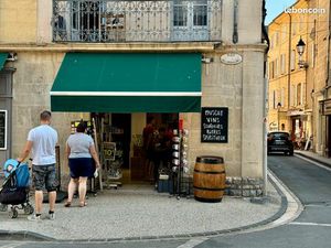 PEZENAS Fonds de commerce CAVE VIN