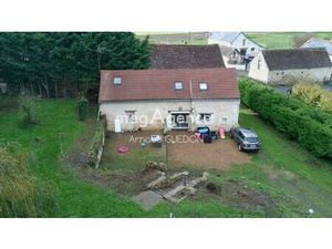 MAISON INDIVIDUELLE RÉNOVÉE 5 PIÈCES (107 M²) SUR PARC EXCEPTIONNEL (1800 M²) - Vernoil-le