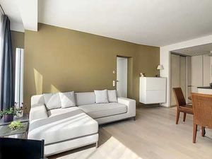 Luxueux appartement ensoleillé de 2 chambres à louer !