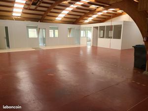 Entrepôt ou local artisanal 240m2  ZI Seclin  10mn de Lille  proche A1