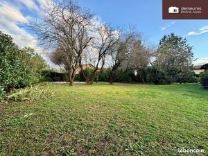 Terrain 830 m² Mions