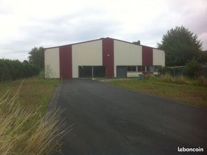 Local industriel 470 m²