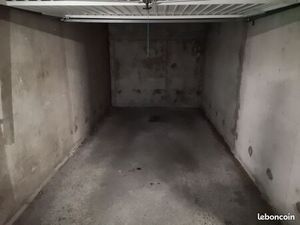 Garage sécurisé Villeurbanne La Doua Copropriété privée