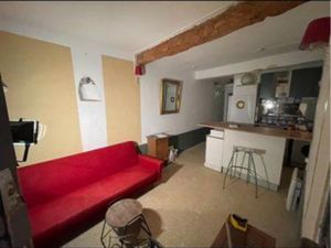 Petit T2 au rez-de-chaussée avec jardin