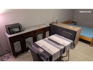 Loue grand studio de 32m² meublé