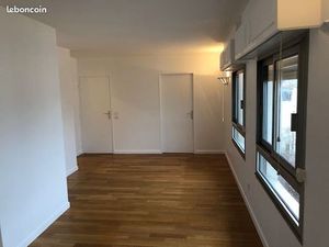 F2 45 m2 proche coulee verte