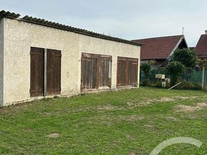 Parking à louer - 45 m2 - Saussay - 28 - CENTRE