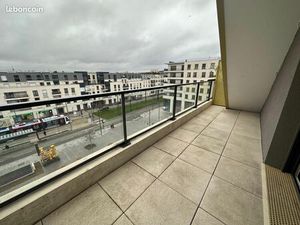 Studio 1 pièce 28 m²