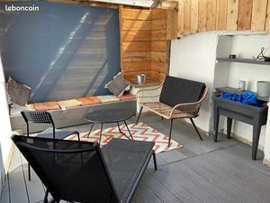Appartement T3 avec terrasse au centre