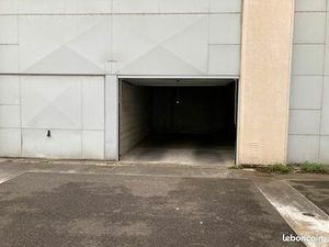 Garage à louer