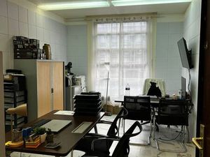 BUREAU 17 2m² A LOUER 95 - 300 HT