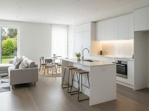 **REZ-DE-JARDIN*CALME*CENTRE VILLE **