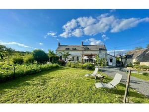 Belle longère rénovée.