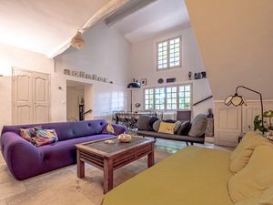 Maison de village avec jardin piscine et garage - la vie au