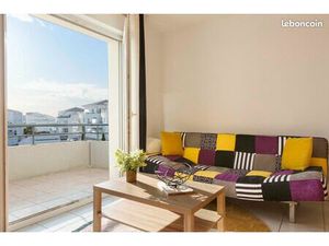 T3 lumineux – Dernier étage – Terrasse – 2 parkings – Résidence avec piscine