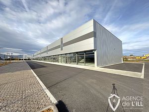 Au coeur du nouveau site commercial L'AGORA  découvrez une ce