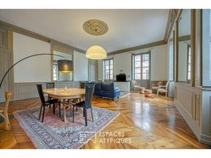 Appartement de caractère au coeur de la ville historique