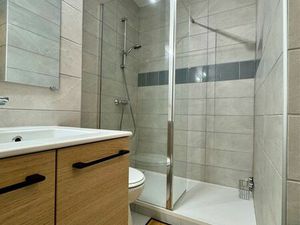 Studio refait à neuf - calme et lumineux