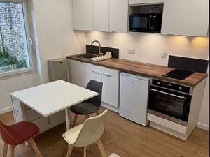 Duplex rénové – Voie privée piétonne – Zola/Saint-Clair (Nantes)