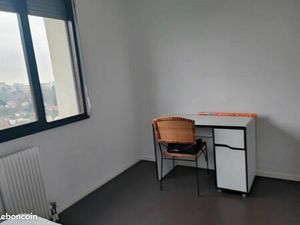 Chambre 1 pièce 12 m²